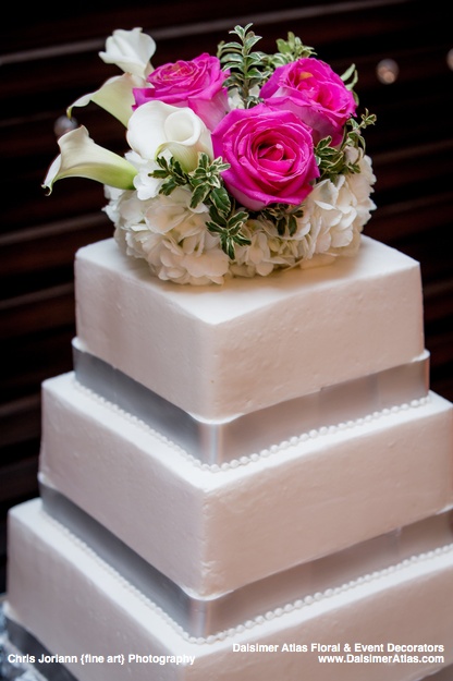 wedding-florist-flowers-decorations-wedding-congregation-b’nai-israel-boca-raton-florida-dalsimer-atlas