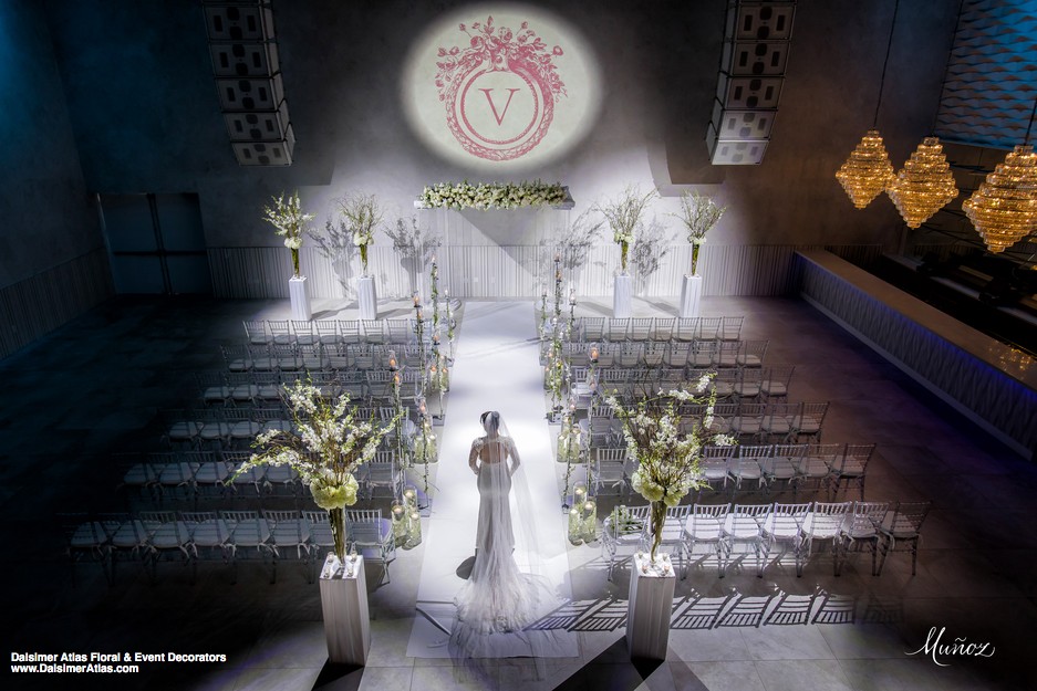 wedding-florist-flowers-decorations-The-Venue-Fort-Lauderdale-florida-dalsimer-atlas
