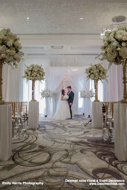 wedding-florist-flowers-decorations-Woodfield-Country-Club-Boca-Raton-florida-dalsimer-atlas